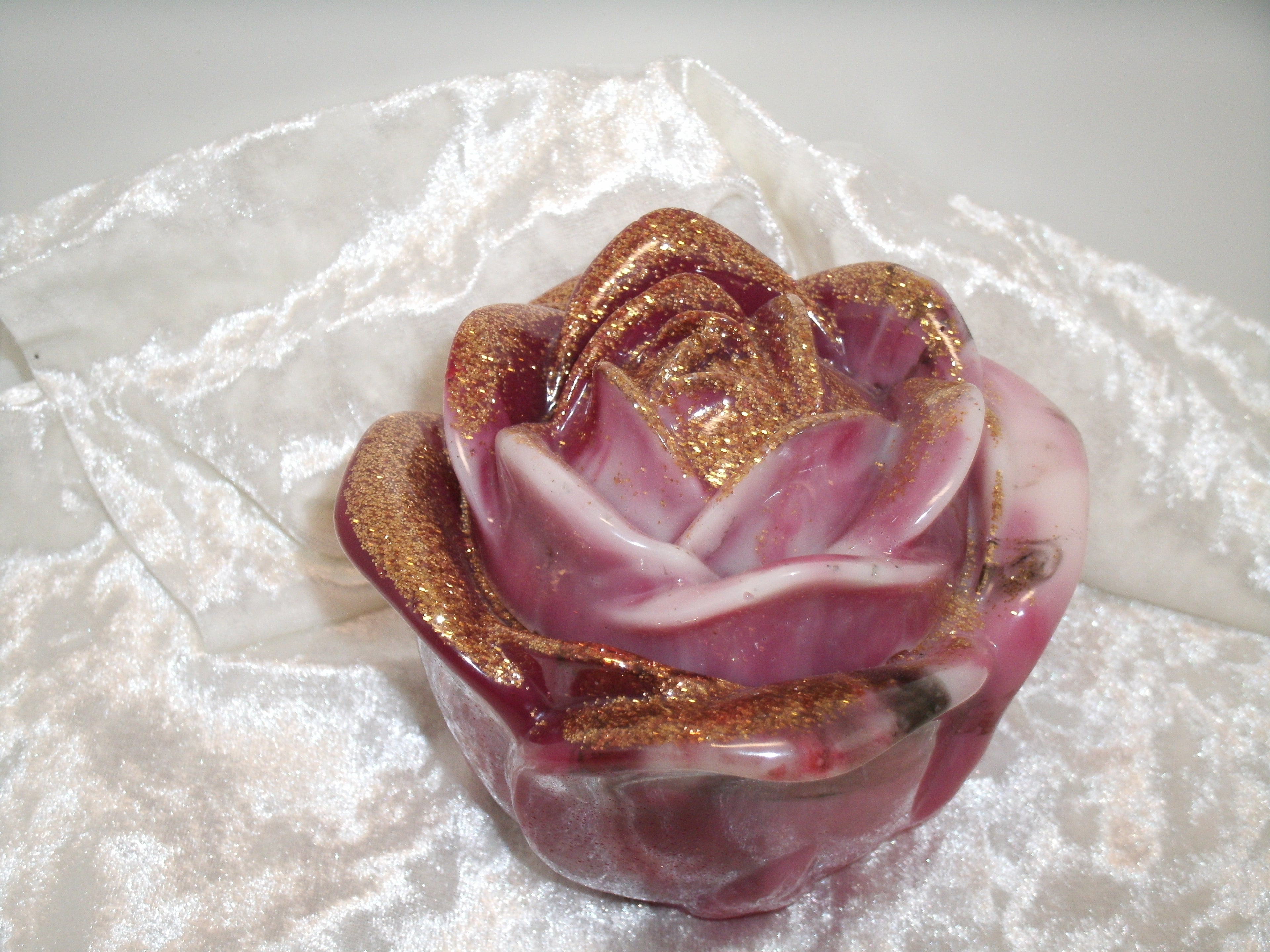 Boite en forme de rose